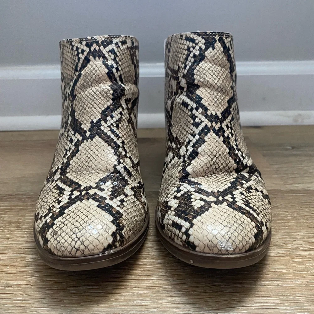 Michael by Michael Shannon Snake Booties - Picture 2 of 12